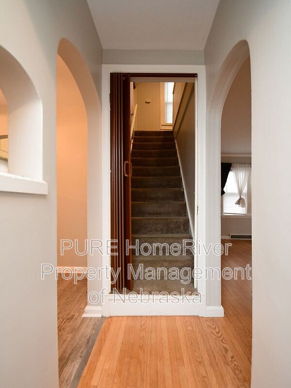 Building Photo - 2108 S 46th St