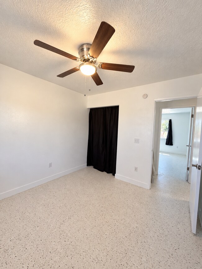 Building Photo - 71810 El Paseo Dr