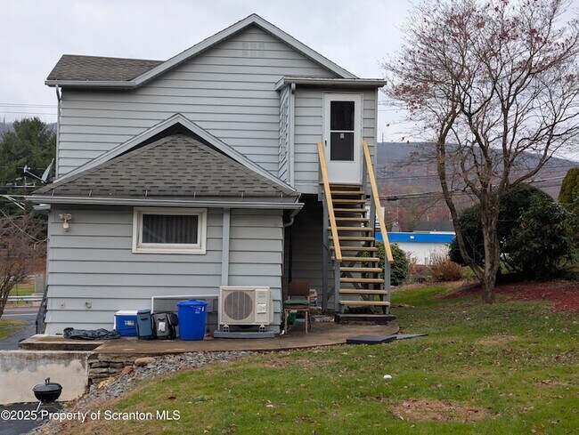 Building Photo - 810 Gino Merli Dr