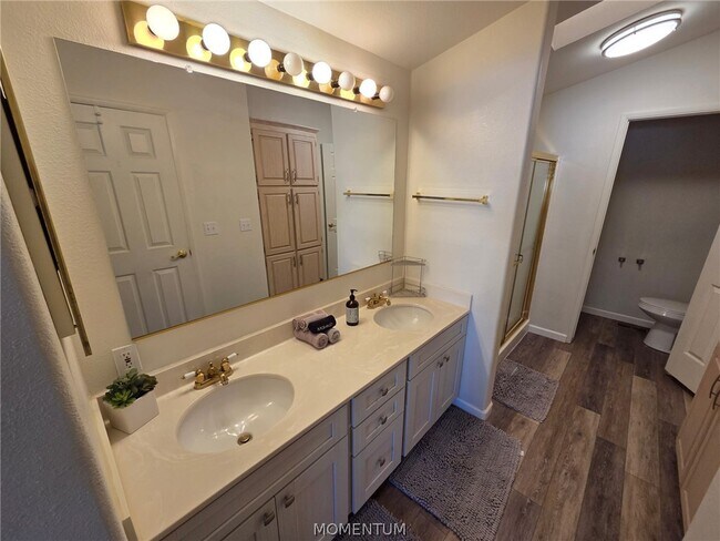 Building Photo - 2140 Whitewater Dr
