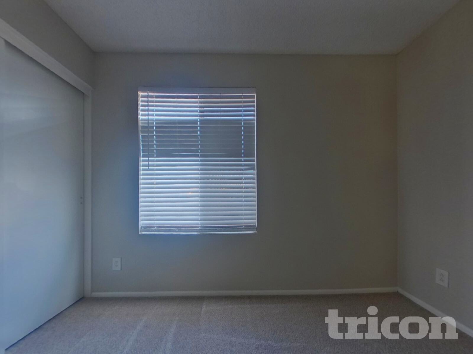 Building Photo - 3607 N 87th Ave