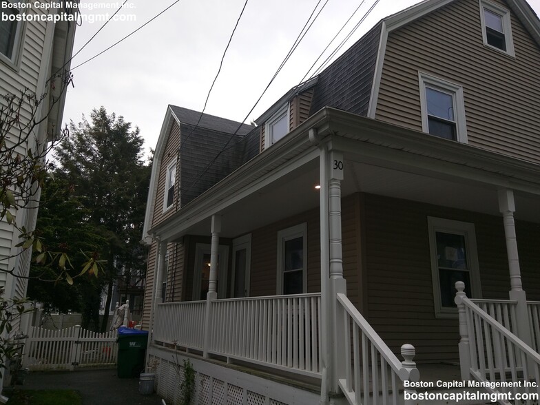 Building Photo - 30 Touro Ave