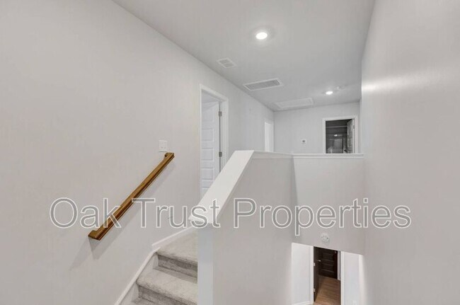 Building Photo - 1063 Fitzgerald Ct