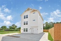 Building Photo - 8023 Birmingham St