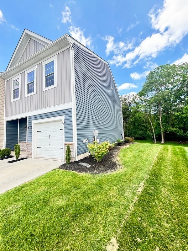 Building Photo - 415 Locust Run Dr