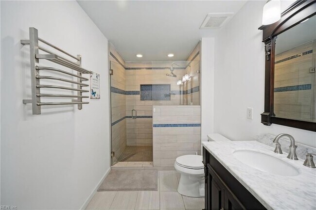 Building Photo - 2212 Creeks Edge Dr