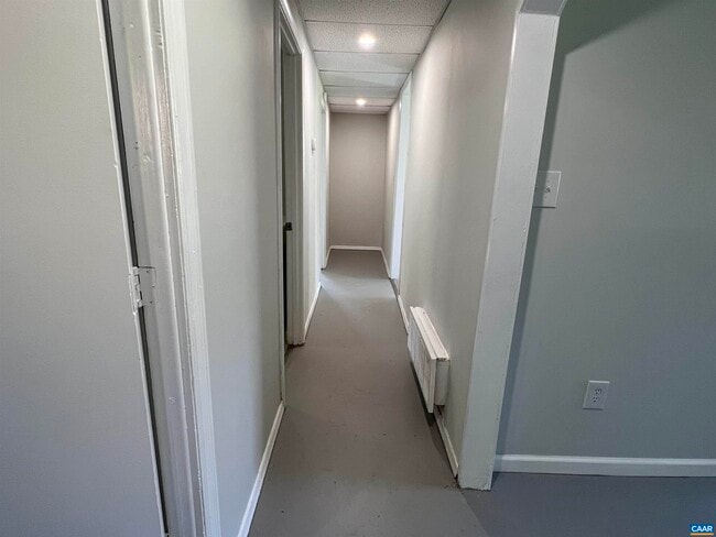 Building Photo - 1307 King St