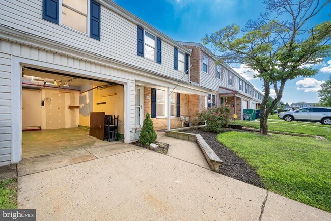 Building Photo - 6517 Jefferson Ct