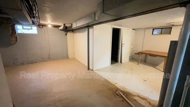 Building Photo - 1038 Ohio Ave