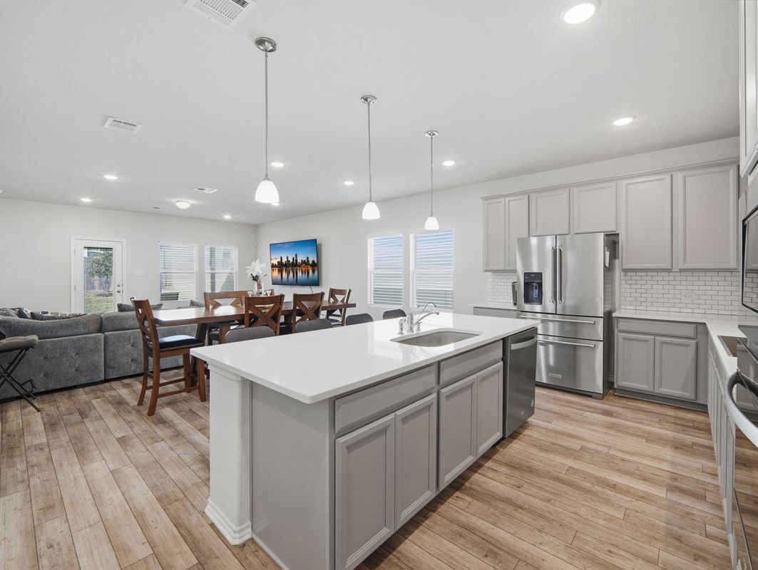 Building Photo - 4615 Serpens