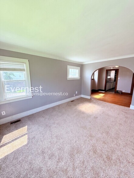 Building Photo - 1803 Talbot St