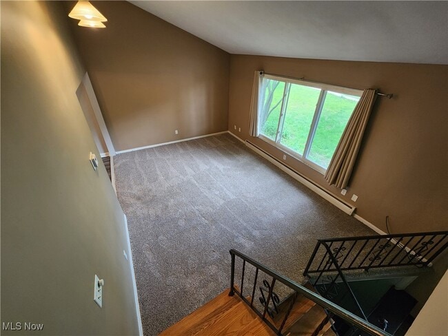 Building Photo - 3032 Englewood Dr