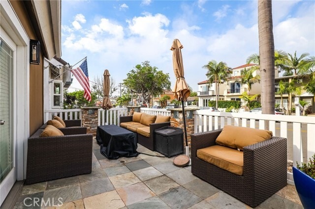 Building Photo - 620 18th St