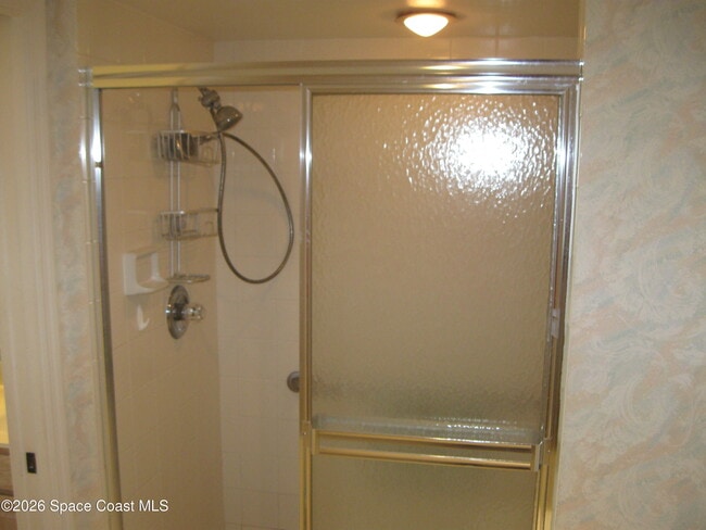 Building Photo - 630 S Brevard Ave