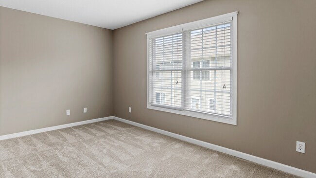 Building Photo - 34 Douglas Fir Ave
