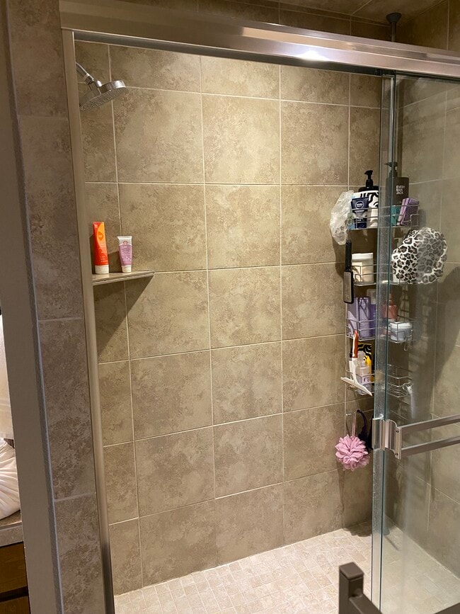 Building Photo - 5222 NE 129th Ave