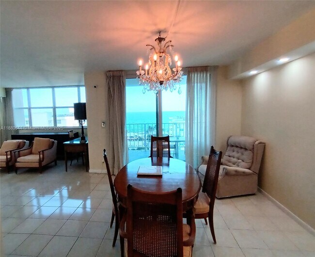Building Photo - 1410 S Ocean Dr