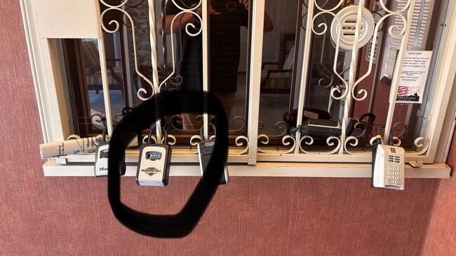 Building Photo - Adorable 1 bedroom, 1 bath Condo near UTEP!