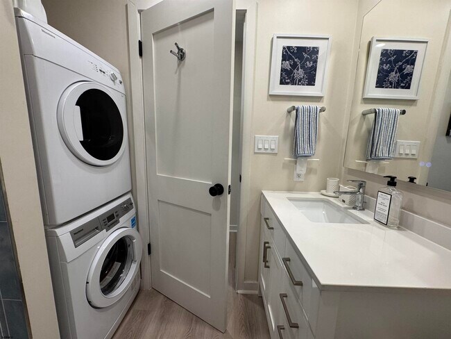 Building Photo - 9101 Atlantic Ave