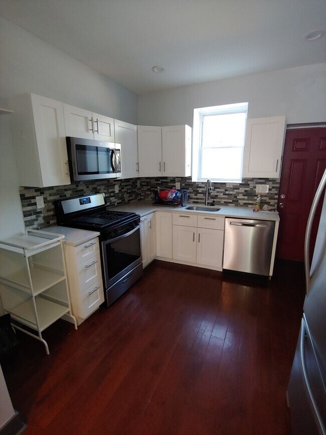 Building Photo - Grays Ferry-Modern South Philadelphia