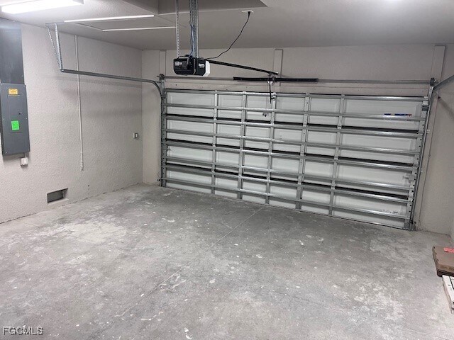 Building Photo - 14058 Pacosin Ct