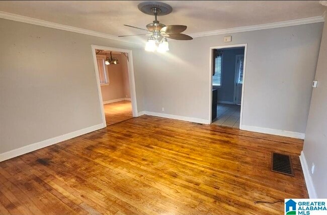 Building Photo - 361 Roebuck Dr