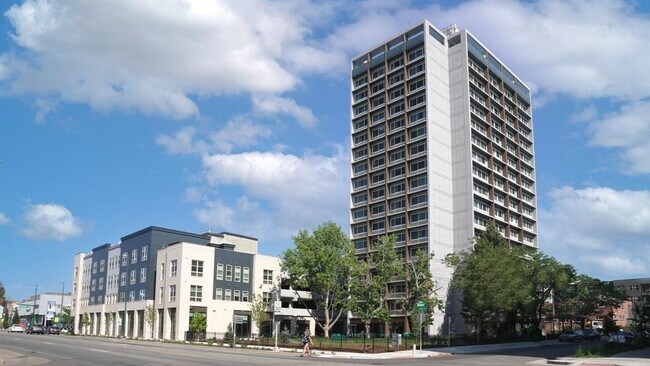 Building Photo - 1523 Quitman St