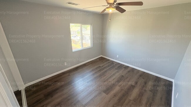 Building Photo - 303 El Tejon Ave
