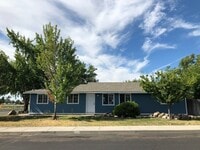 Building Photo - 3435 SW Pumice Ave