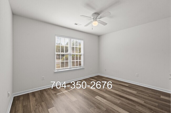 Building Photo - 11228 Dickie Ross Rd