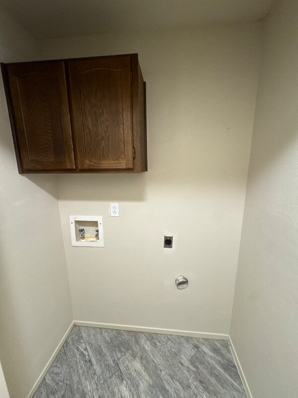 Building Photo - 618 Comal Ave