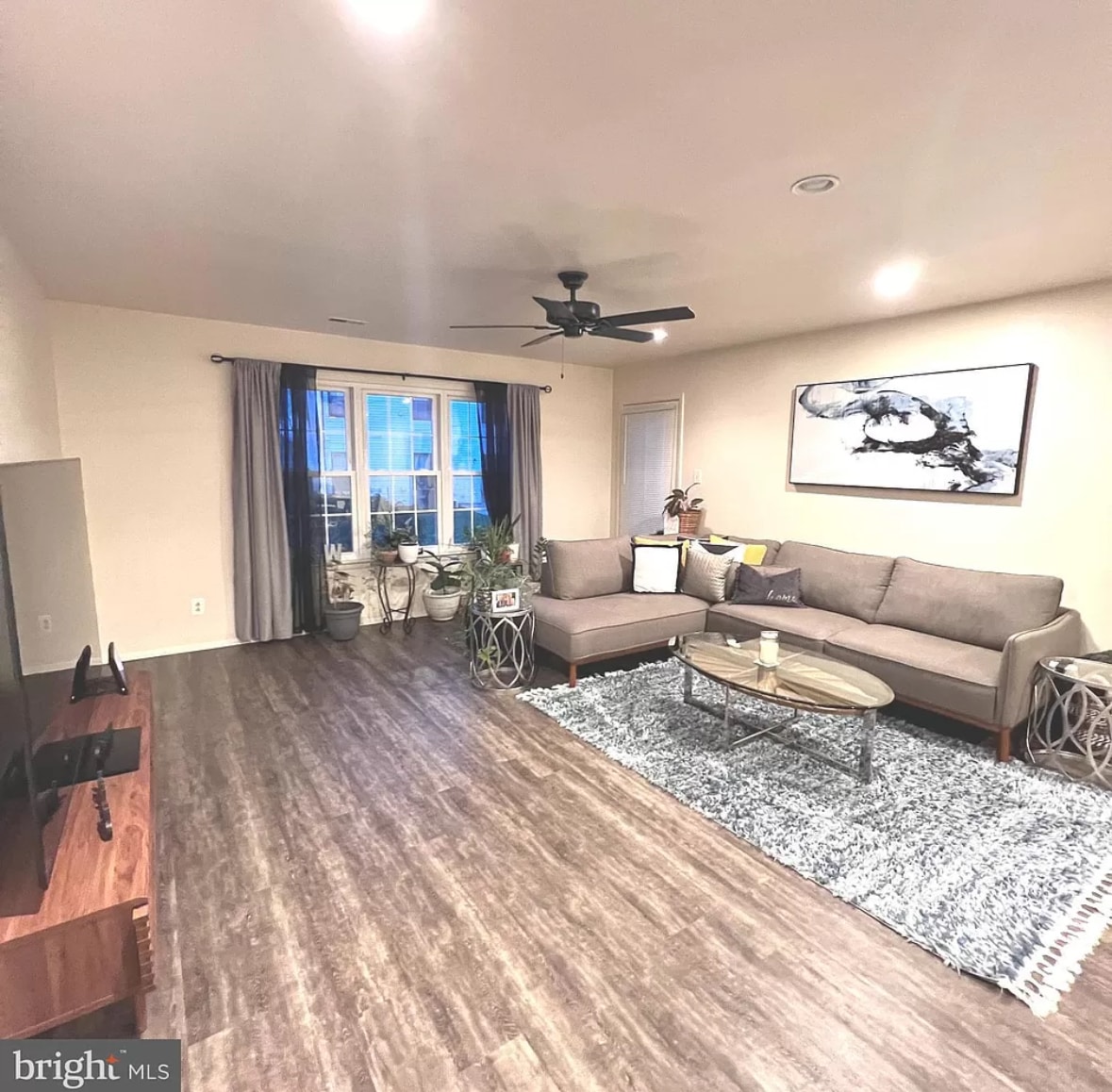 Family Room - 312A Mitten Ln