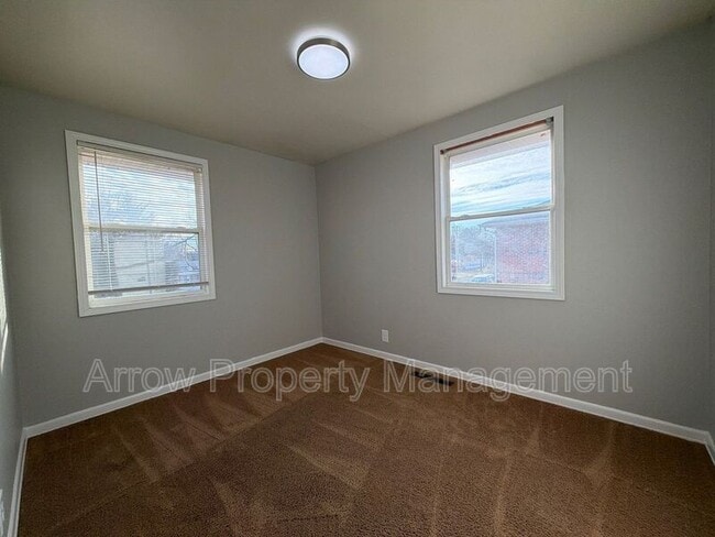 Building Photo - 5501 Benton St