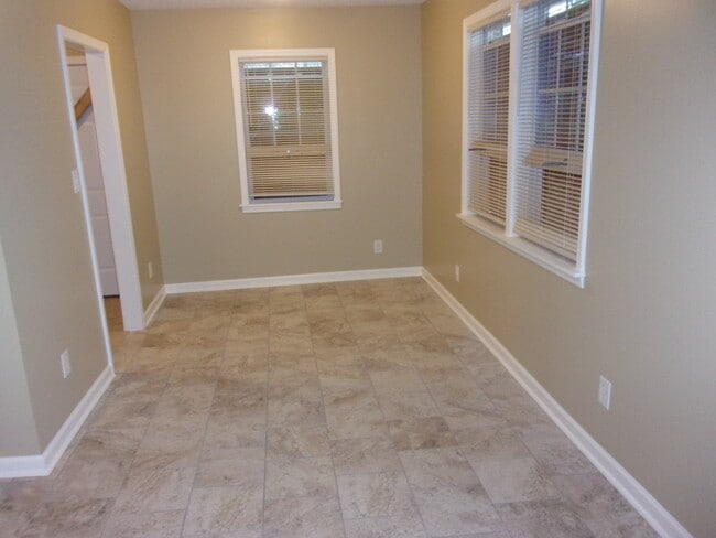 Building Photo - 1150 N McNeil St