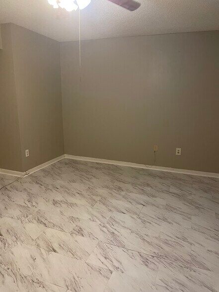 Bedroom1 - 5589 Gates Cv