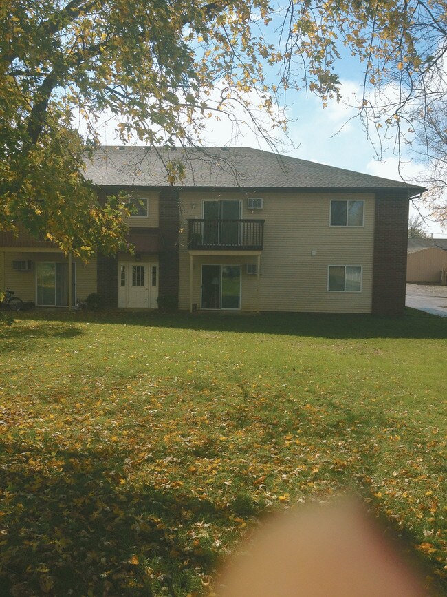 Woodcrest Apartments Hiawatha, IA Apartment Finder