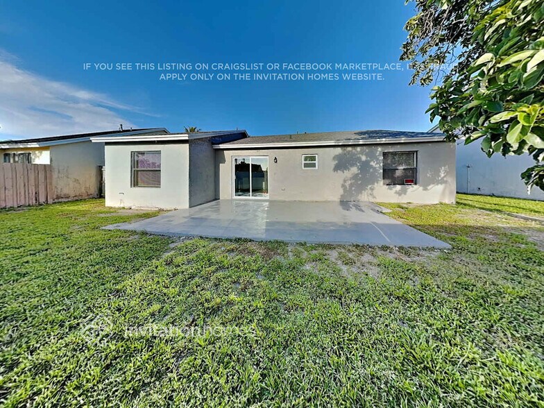 Building Photo - 5516 Thurston Ave