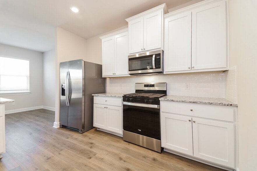 Building Photo - 1104 Princeton Hts Blvd