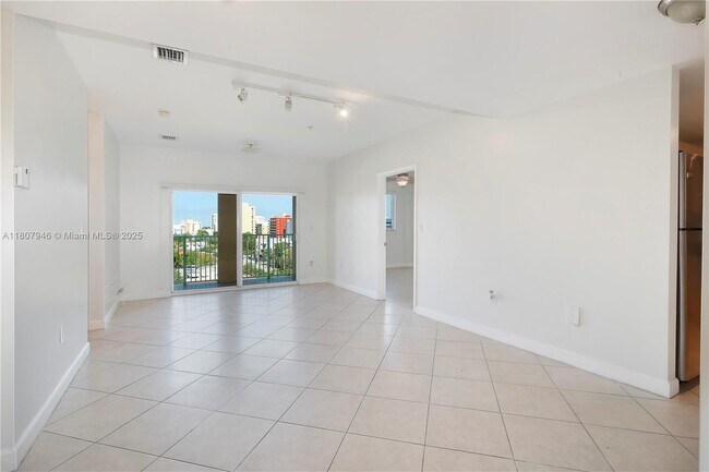 Building Photo - 2280 SW 32nd Ave