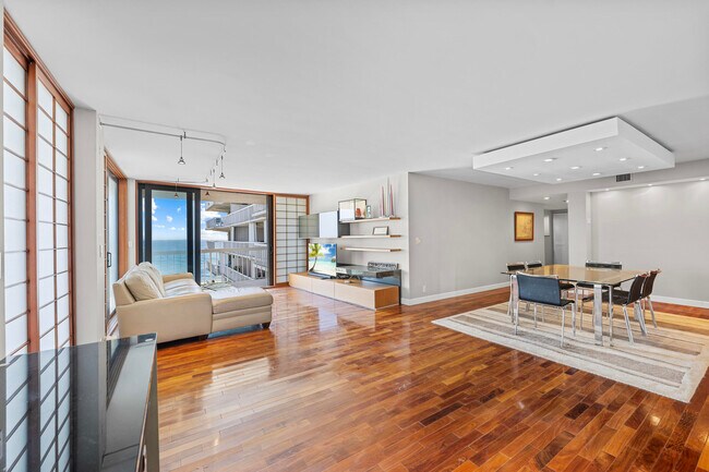 Building Photo - 3250 S Ocean Blvd