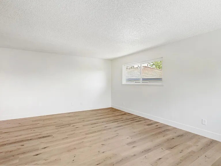 Building Photo - 4748 Greenholme Dr