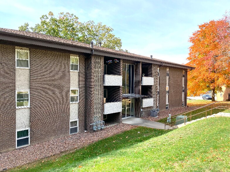Primary Photo - 3409 Sardis Rd