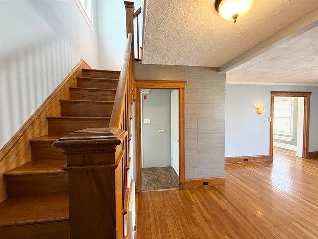 Building Photo - 21 Alton Rd