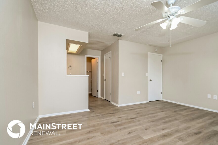 Building Photo - 437 Olinda Ct