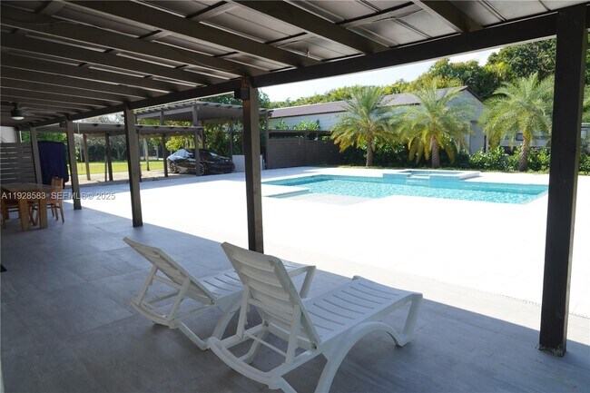 Building Photo - 18901 SW 50th St