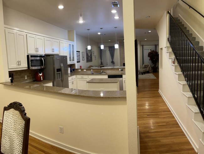 Building Photo - 3320 Douglas Ave