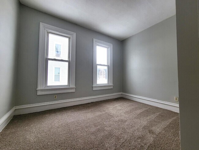 Building Photo - 320 Crosby St