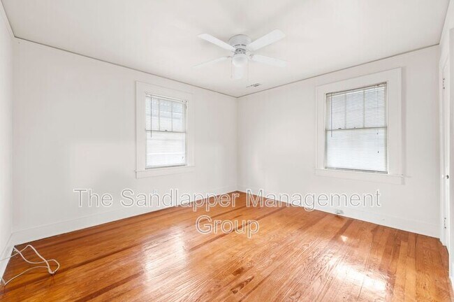 Building Photo - 2144 Banyan St