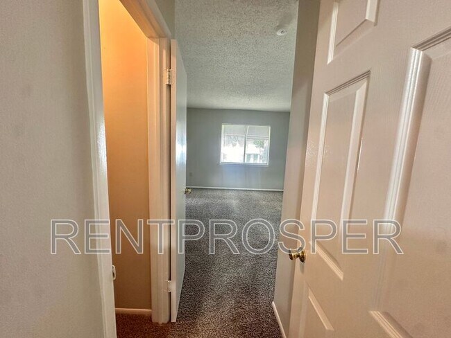 Building Photo - 4223 S Semoran Blvd