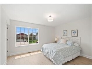 Building Photo - 1000 Chestnut St